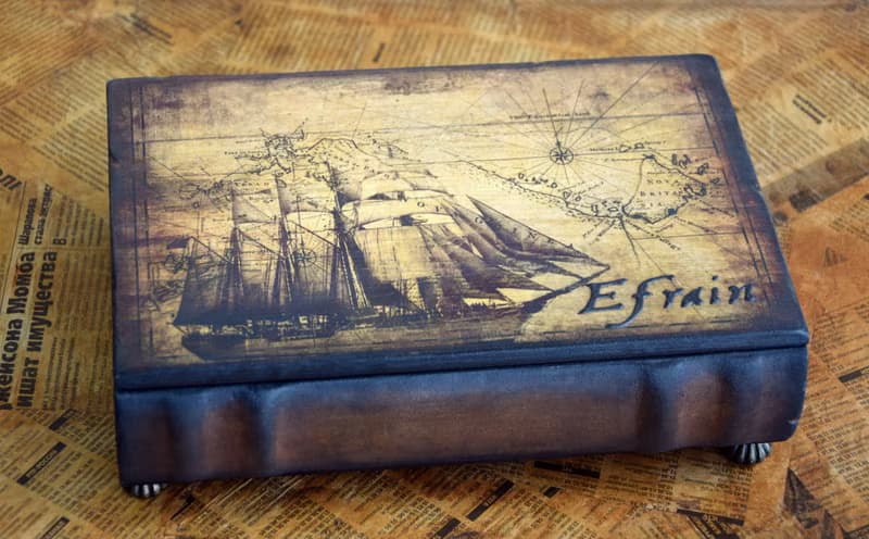 Gift for Him Wooden Jewelry box Personalized Watch storage Time Traveler