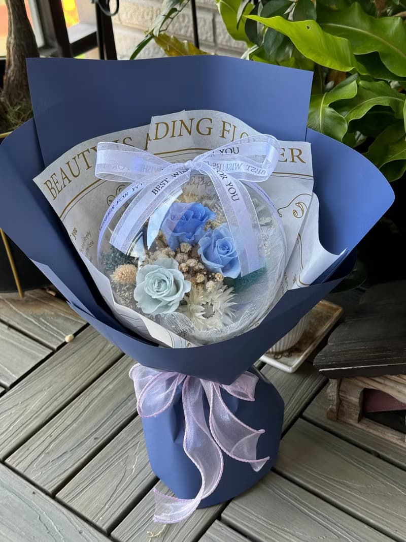 畢業花束 情人節花束 生日花束 永生玫瑰花 附提袋