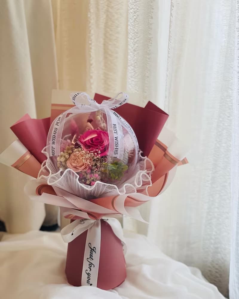 表達心意的首選 情人節花束 生日花束 永生玫瑰花 送提袋