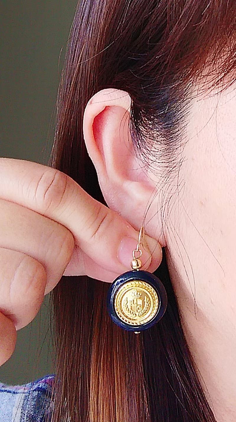 Vintage Jewelry 西洋古董飾品 徽紋 耳勾式  針式耳環