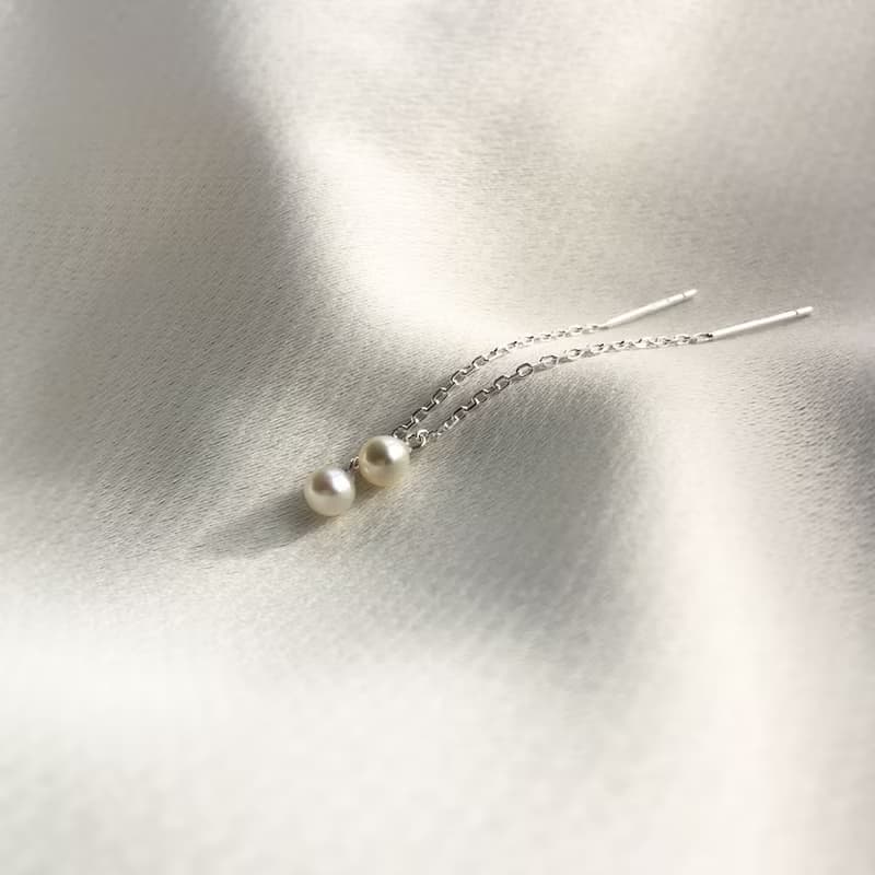 Pearls Threader Earrings