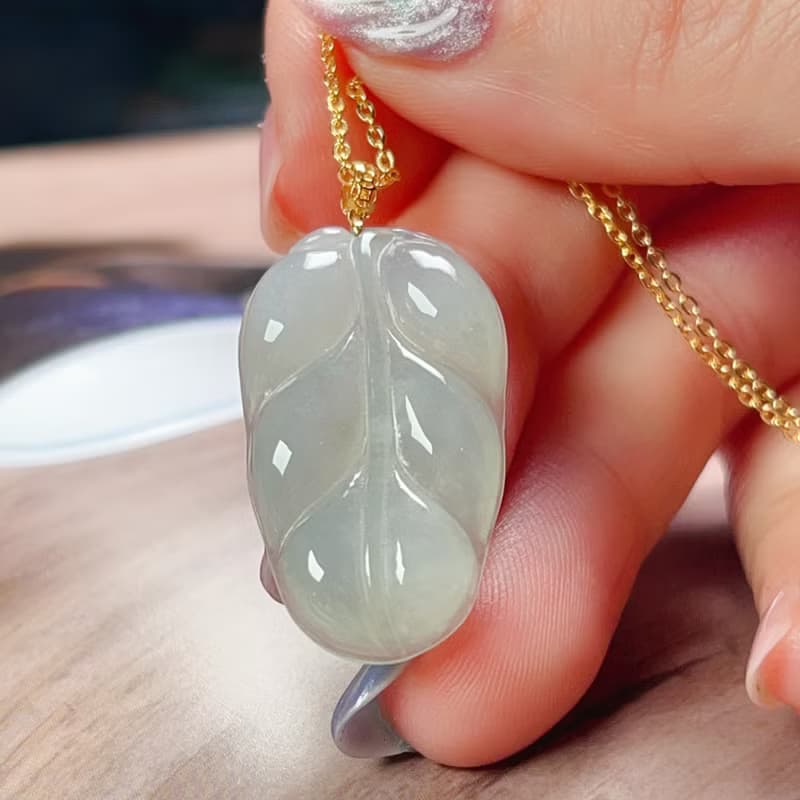 【一葉致富】冰種翡翠葉子吊墜 18K金 | 天然緬甸A貨翡翠 |送禮