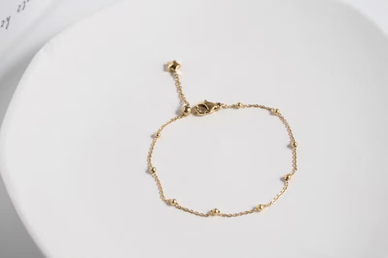 Lucky Star。星星手鍊