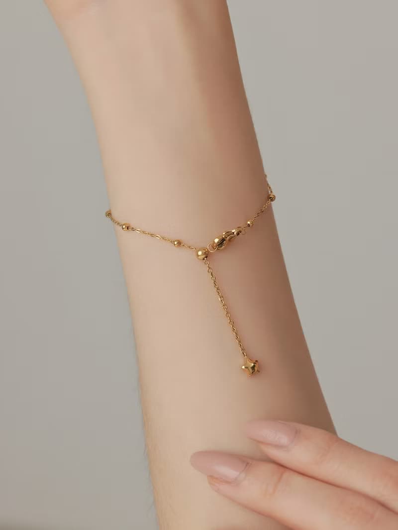 Lucky Star。星星手鍊