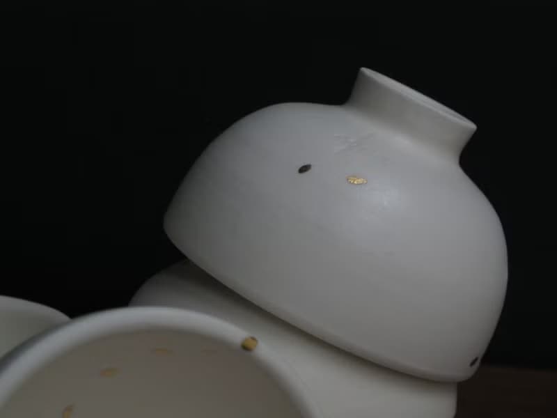 24k 金釉點點奶油梅酒杯 _ 瓷