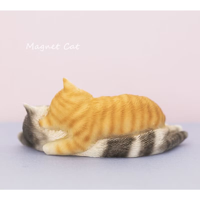 デバリエ 【正規品】猫の置物 サバトラ 茶トラ カップラーメン マグネット レジン製 ギフト かわいい 誕生日プレゼント  (おやすみy)cb018
