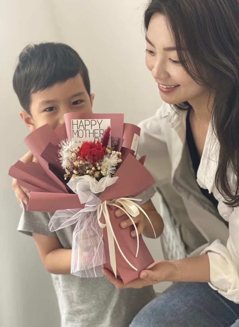 2023 母親節花束 康乃馨花束 母親節快樂