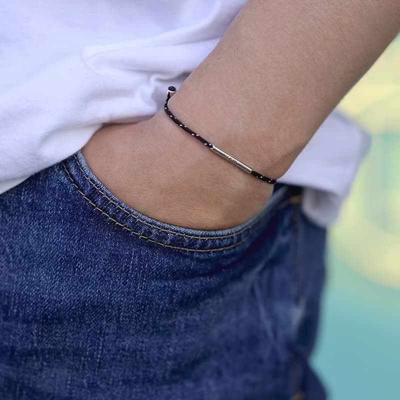 LA LIGNE SINGLE STRING BRACELET_Black Dot