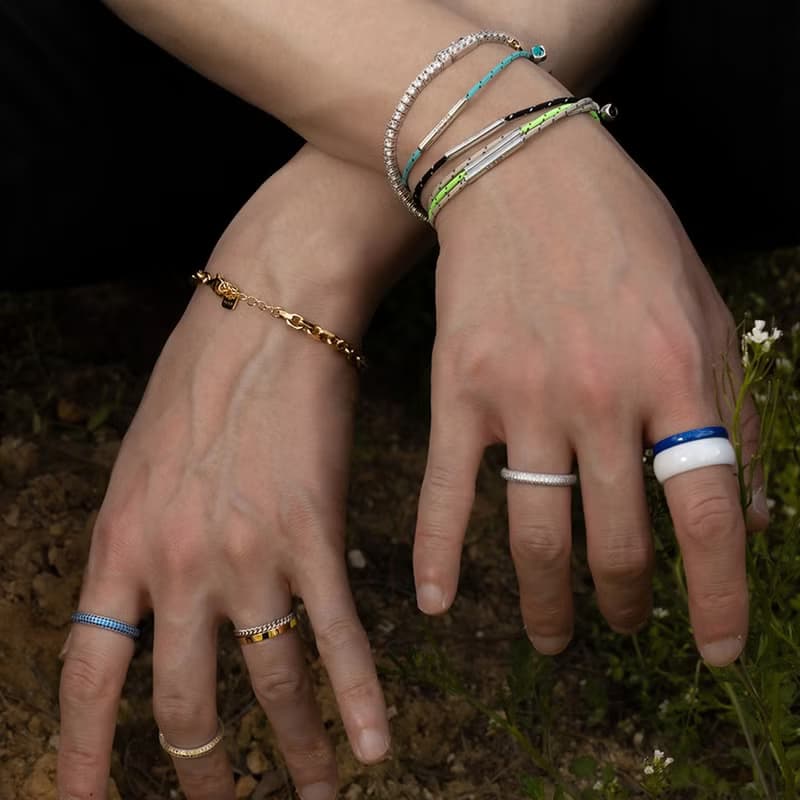 LA LIGNE SINGLE STRING BRACELET_Black Dot