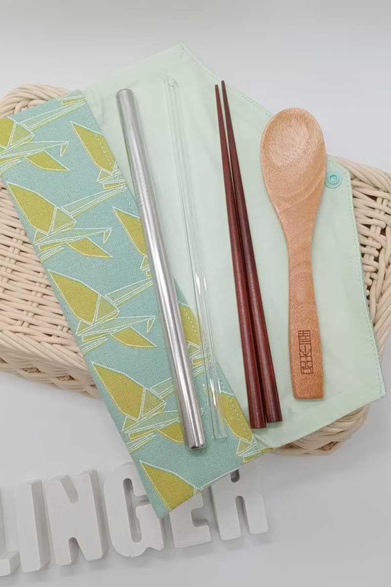 //紙鶴// 餐具包/刷具包/文具筆袋