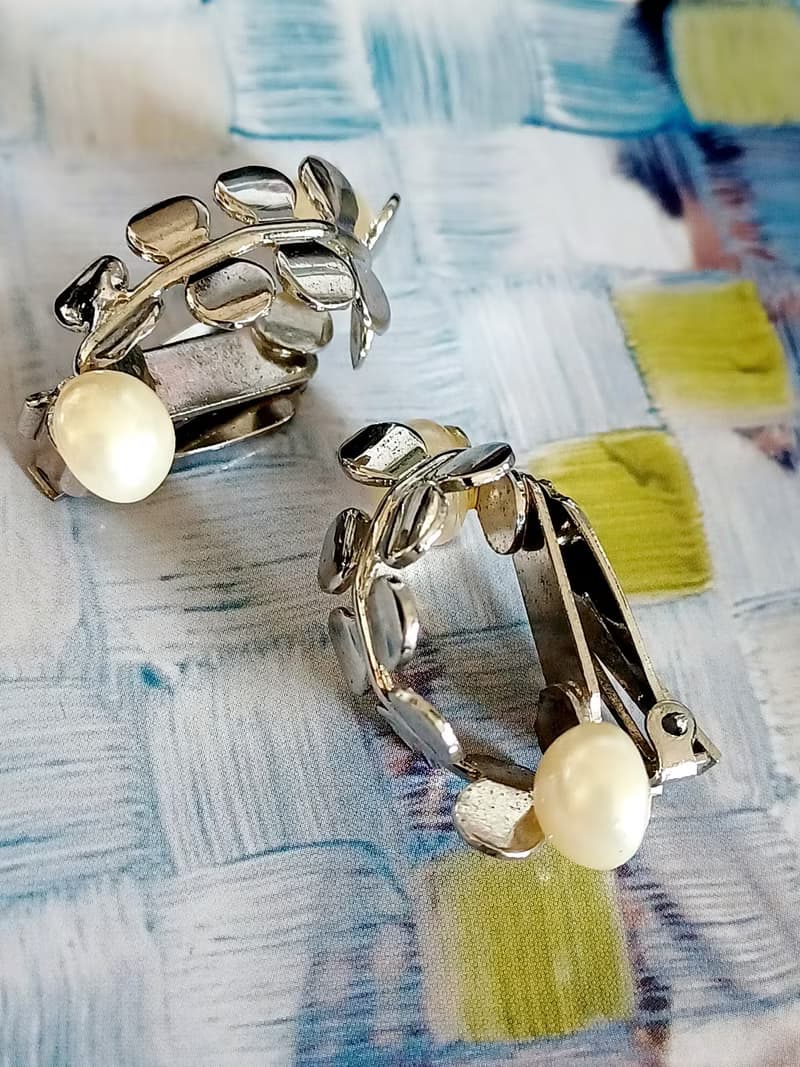 vintage jewelry 氣質珍珠幸運草 夾式耳環