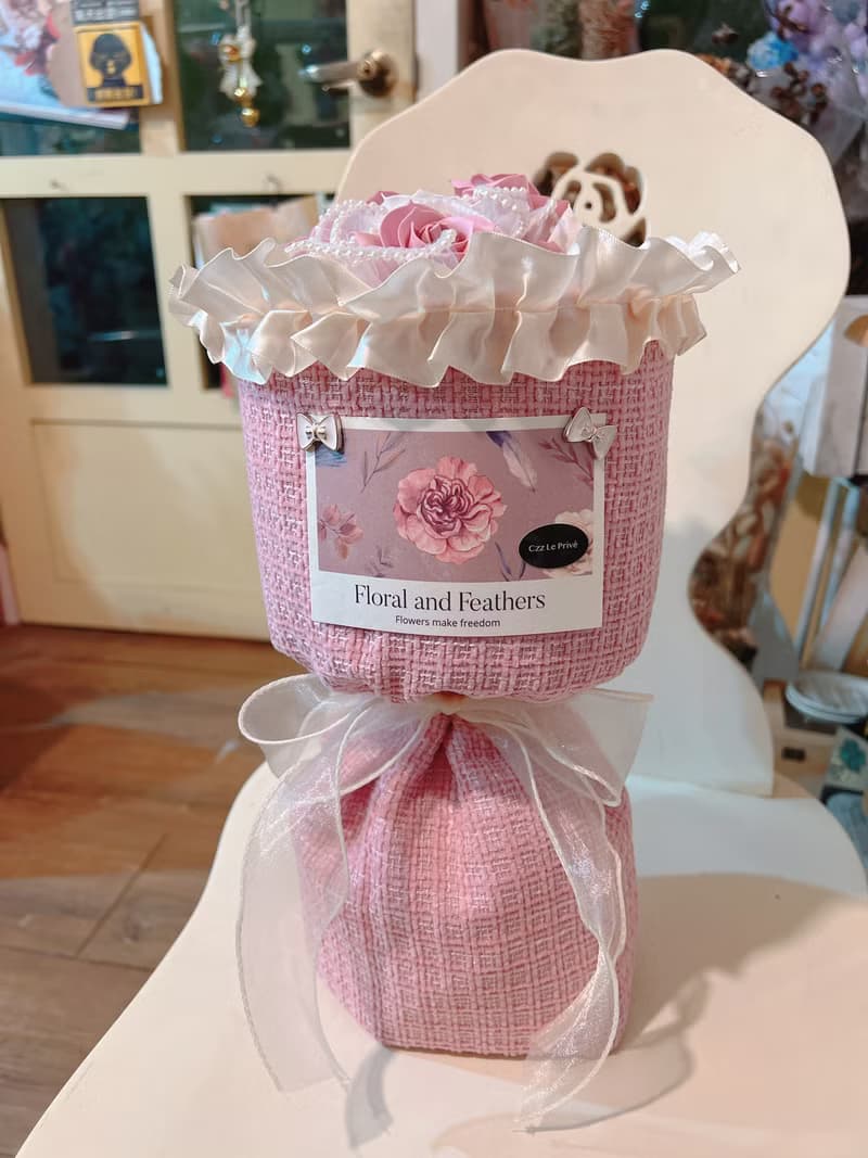 小香風永生花花束 高顏值玫瑰 圓形花束 情人節 告白求婚 生日禮