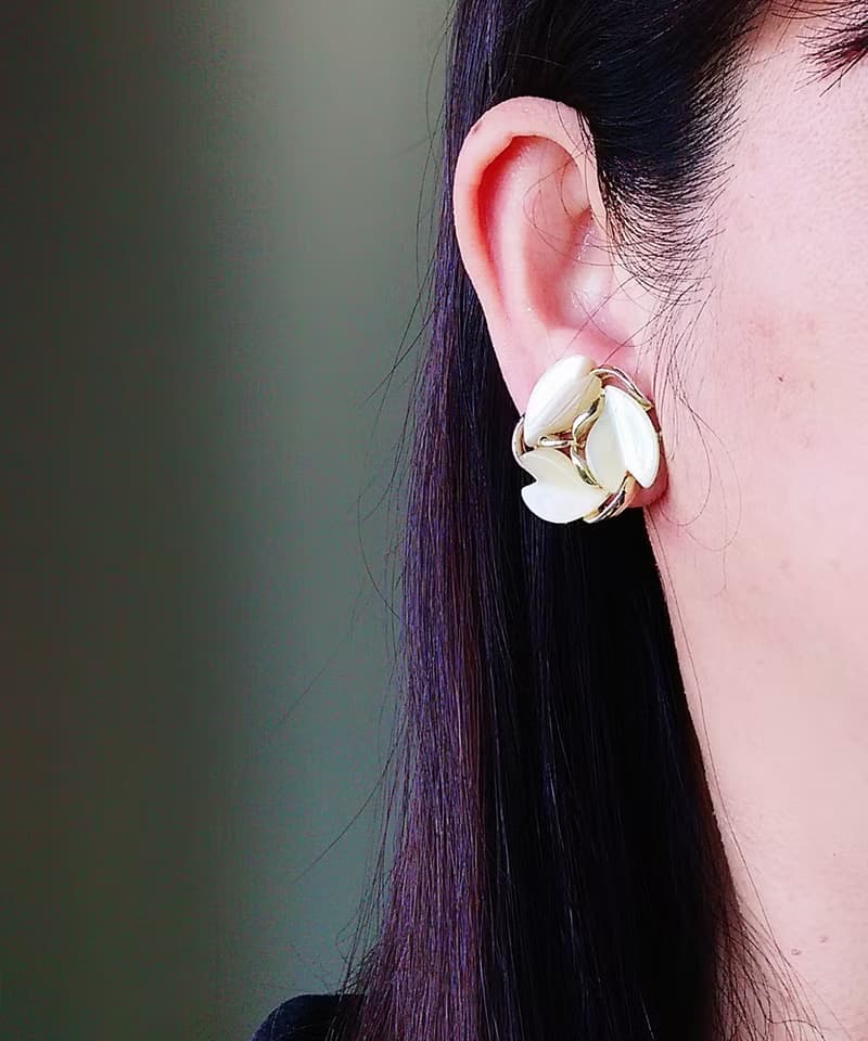 vintage jewelry  典雅仿玉石三環葉 夾式耳環