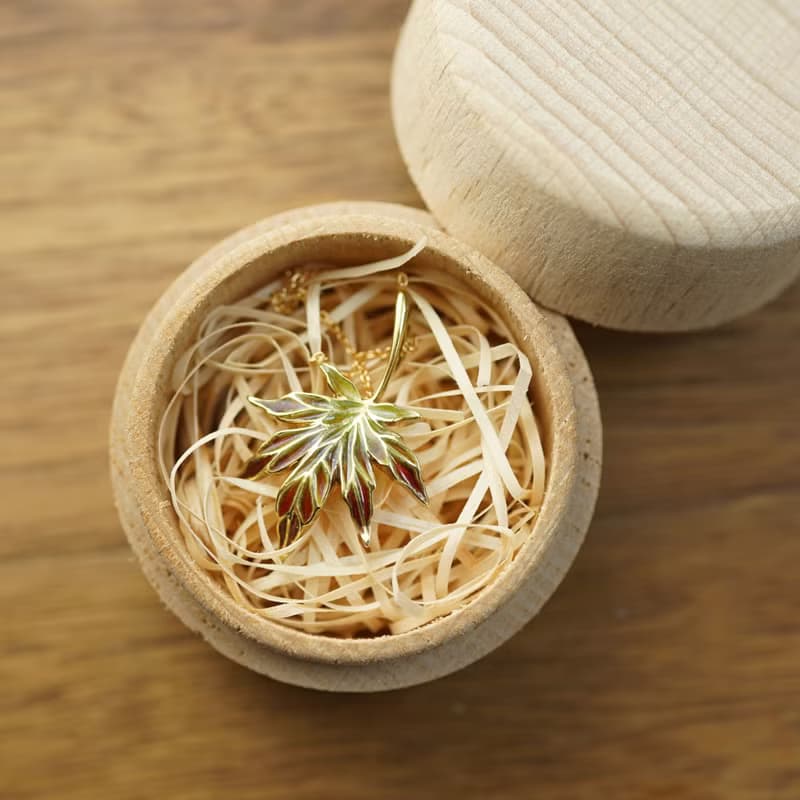 秋天的楓葉琺瑯項鍊