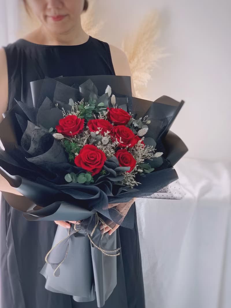 紅玫瑰永生花束 乾燥花永生花束 告白花束 生日禮物 情人節花束