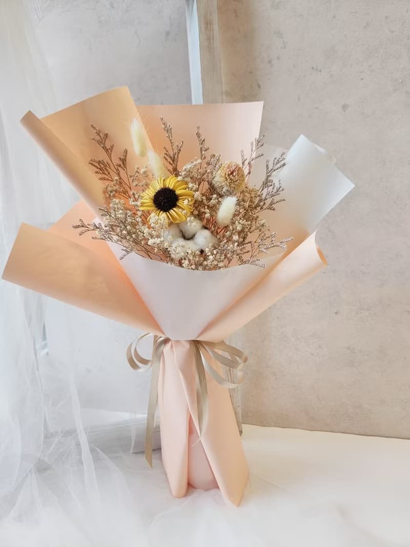 滿天星太陽花畢業花束 中長款 擴香太陽花 畢業花禮 乾燥花花束