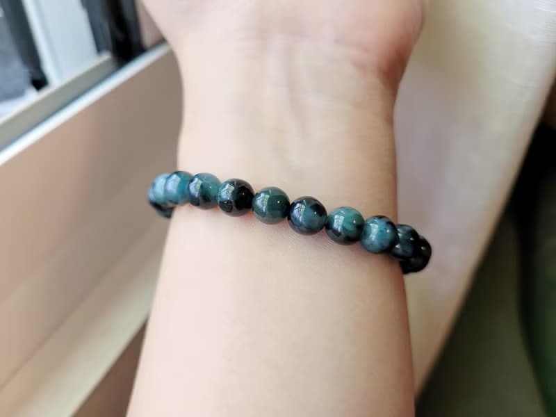 【純翠】天然翡翠 冰孔雀藍7.5mm純圓珠手鏈 | 玩家級 | 稀缺色