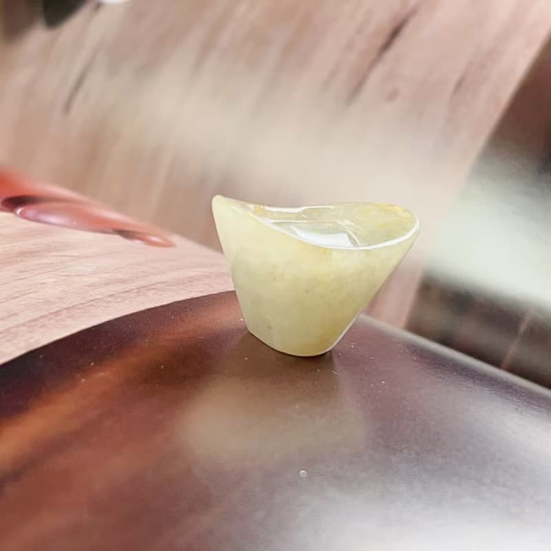 飄黃翡翠元寶| 天然緬甸玉翡翠A貨 | 送禮