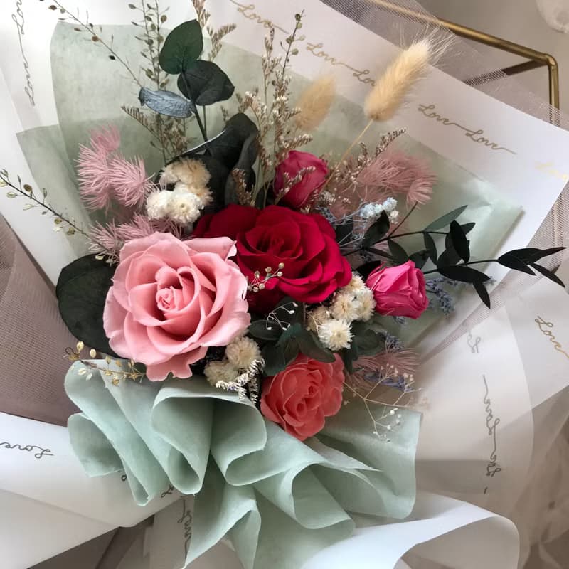 玫瑰情人永生花束