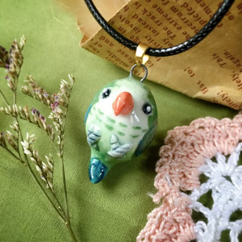 【手作陶藝】香水精油項鍊-綠和尚鸚鵡 手作陶藝 擴香香氛禮盒 聖