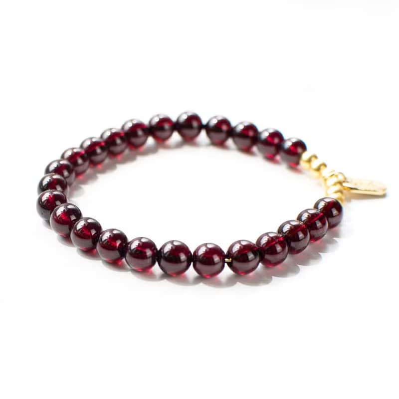 【纍纍】紅石榴石