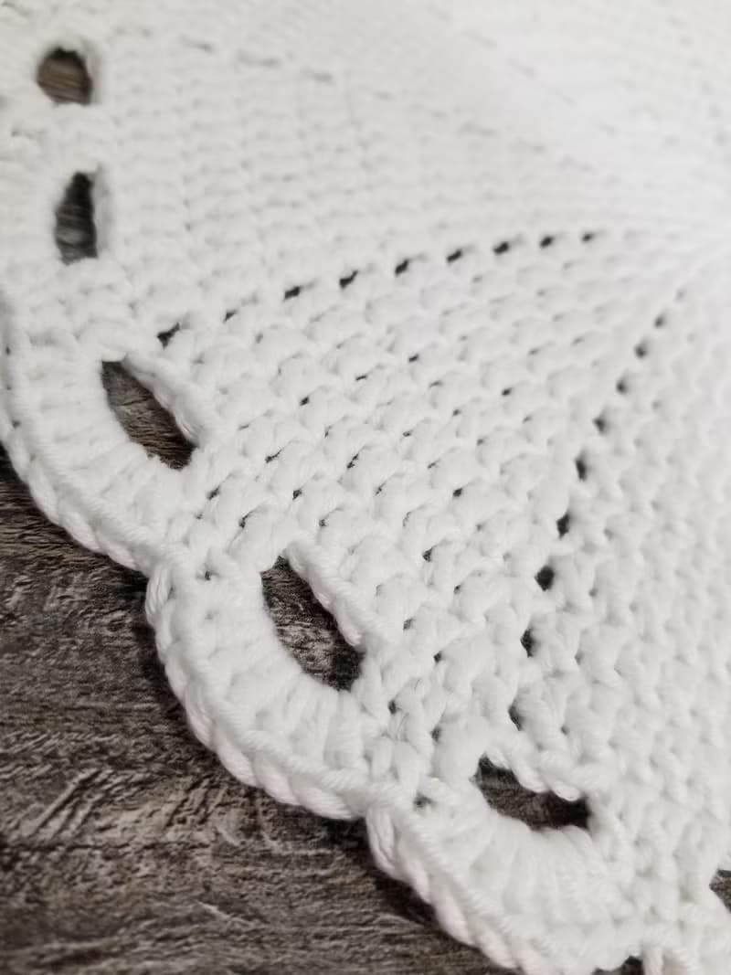 Set of 4 crochet PLACEMAT Crochet doily Knitted coaster Napkin Table decoration