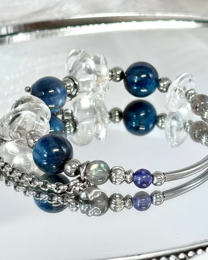 沁藍冰晶水晶手鍊 - 醫療鋼/藍晶石/拉長石/堇青石/白水晶