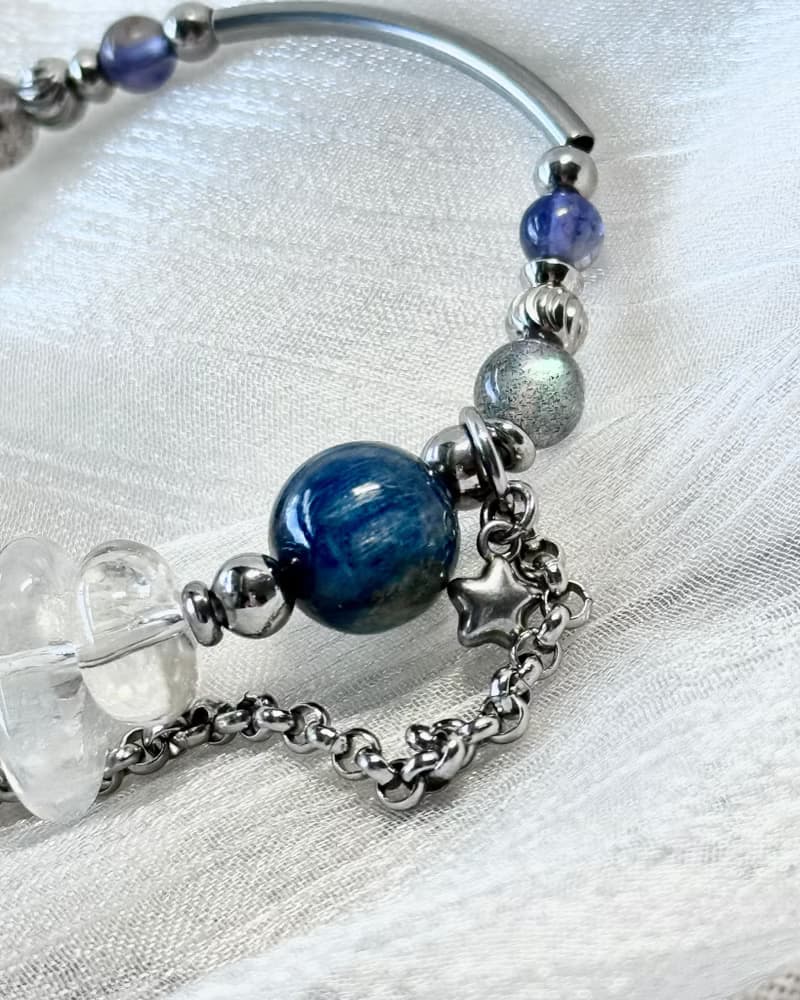 沁藍冰晶水晶手鍊 - 醫療鋼/藍晶石/拉長石/堇青石/白水晶
