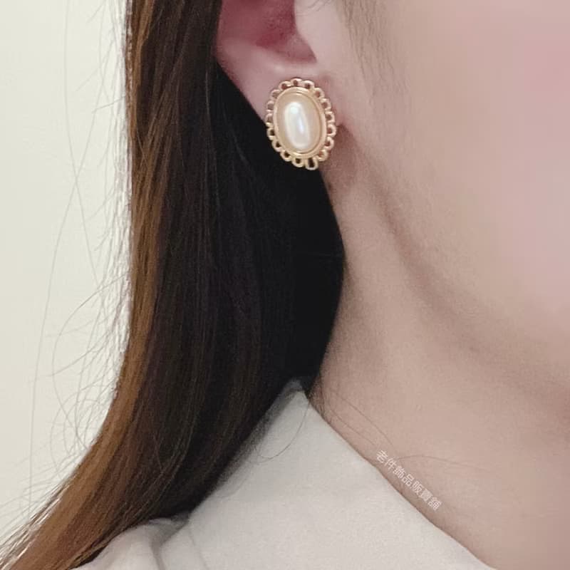Monet 莫奈 珍珠蕾絲無痛耳夾
