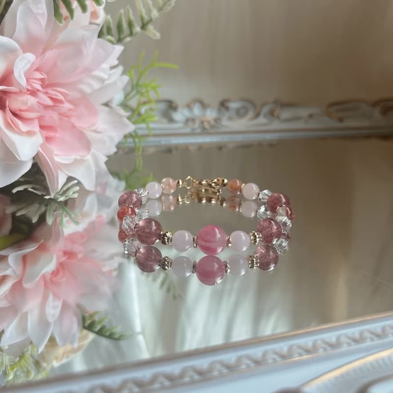 櫻花雨+粉晶+草莓晶+紅膠花  14k金 8字OT扣手鍊