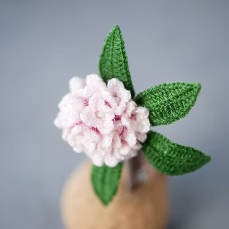 沈丁花胸針　(花/瑞香春/夏/青色/禮物/手工編織/四季折々)