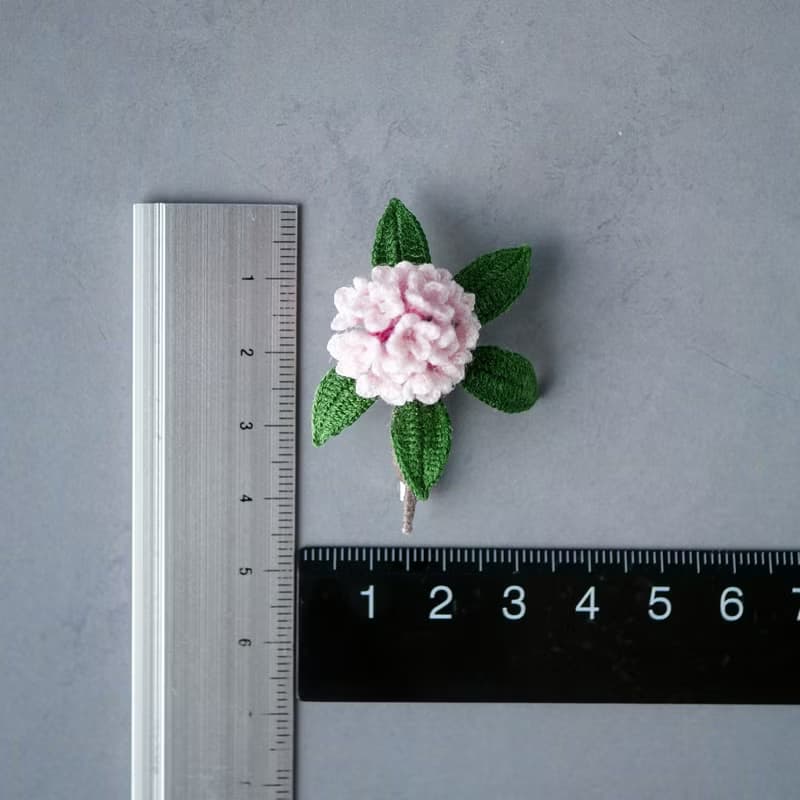沈丁花胸針　(花/瑞香春/夏/青色/禮物/手工編織/四季折々)