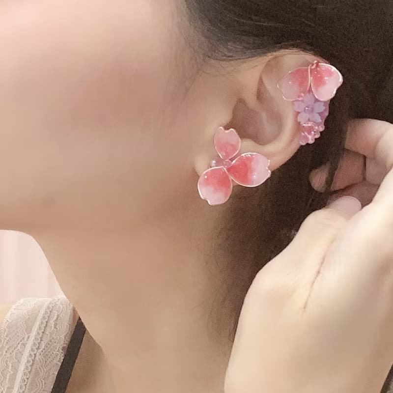 為你保留一朵櫻花 手工製作 不對稱撞色療癒系耳環 無痛耳夾/耳針