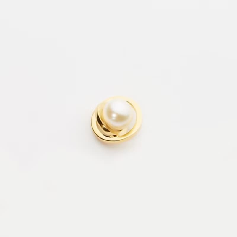 經典迷人 天然珍珠耳針 / Gemma earrings 一對