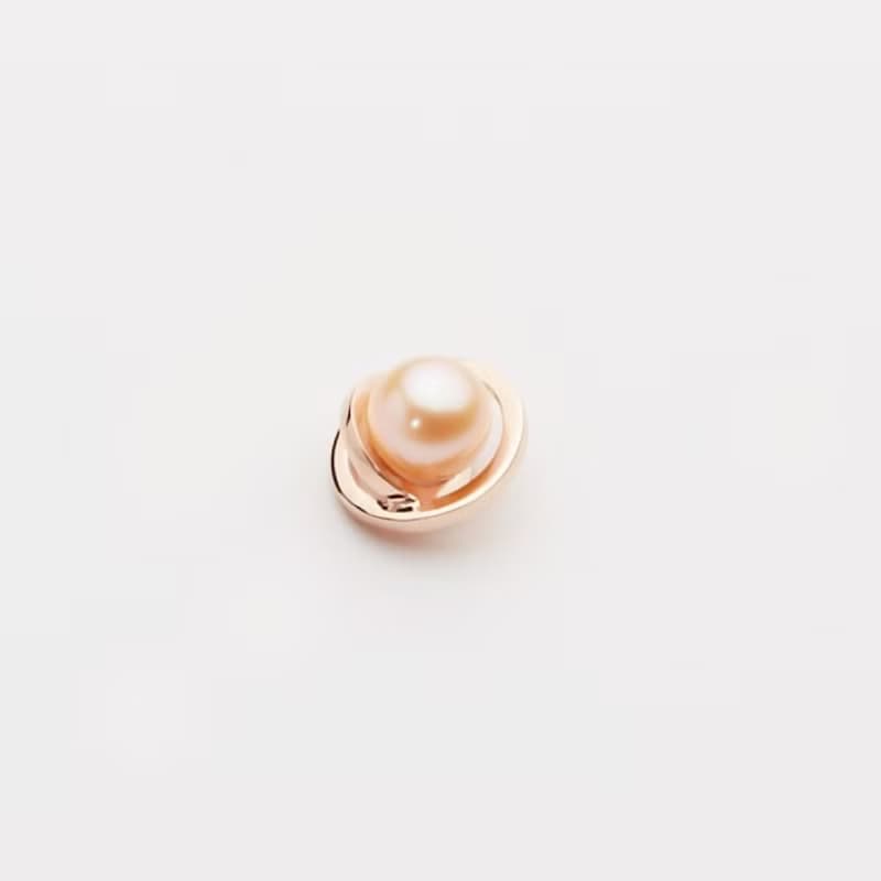 經典迷人 天然珍珠耳針 / Gemma earrings 一對