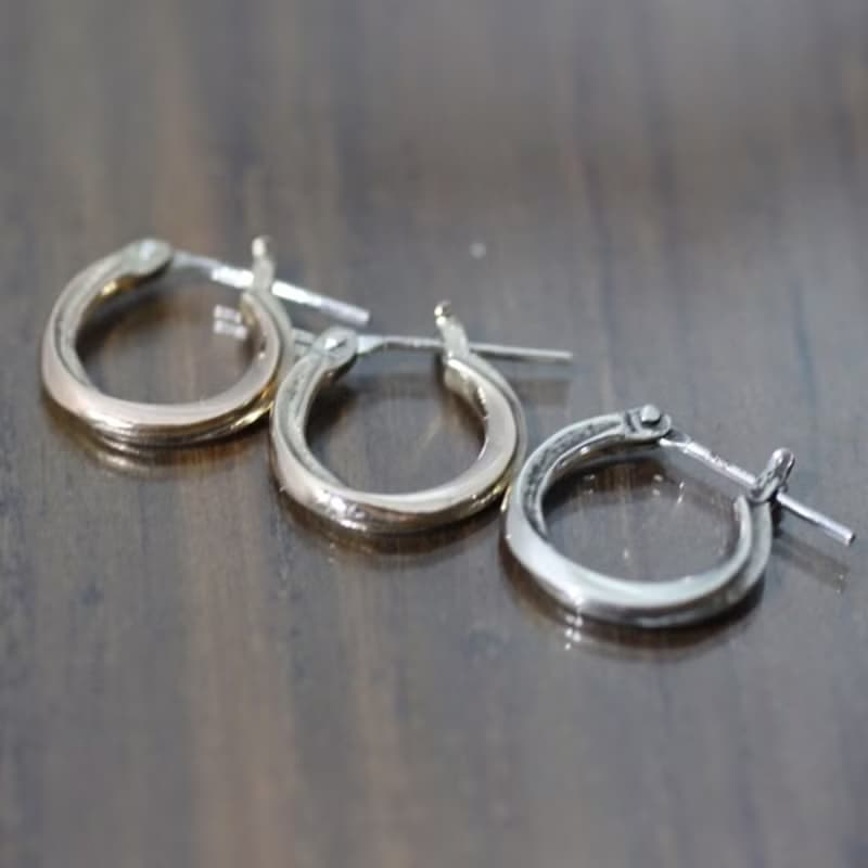 silver925 ピアス -fluent Pierce- (1P)　イヤリング　スターリングシルバー　フープピアス　日本
