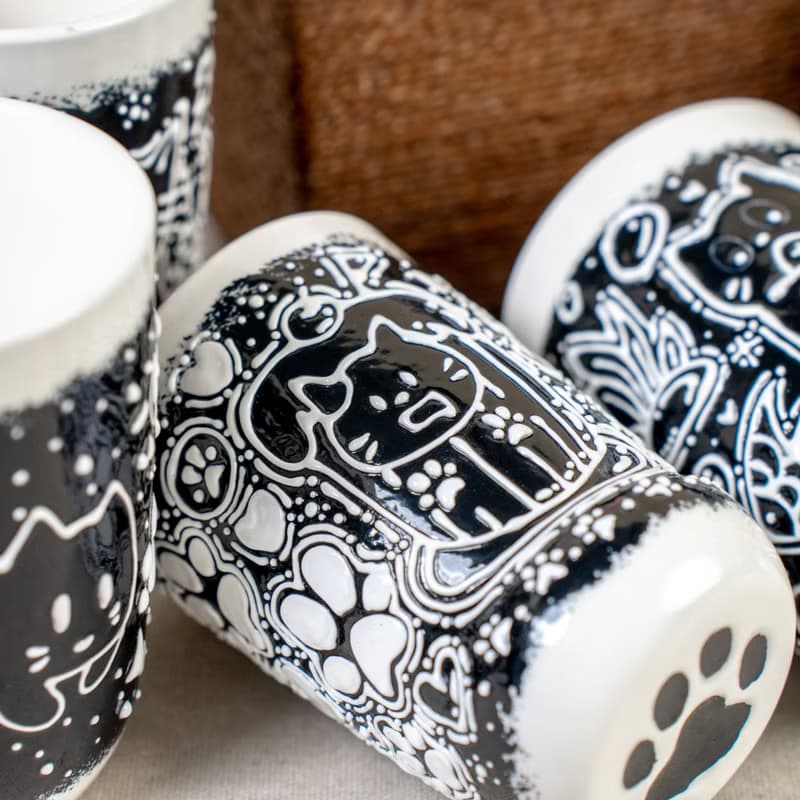 Unique Paw Shaped Coffee Mugs, 3D Crafted Cartoon Cat Tumblers for Water/Tea