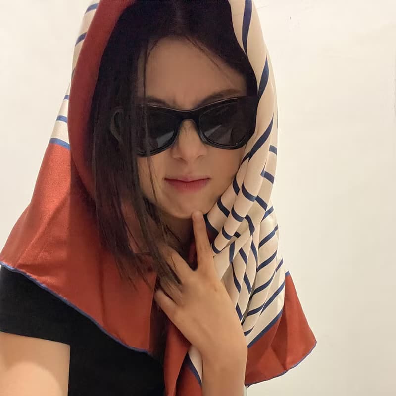 retar 波爾多紅條紋原創桑蠶絲斜紋圍巾披肩大小絲巾方絲真絲復古