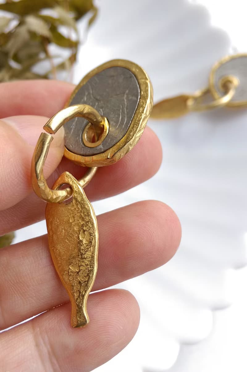 Vintage Jewelry 西洋古董飾品 雙色 沙漠風情 小魚墜 針式耳環