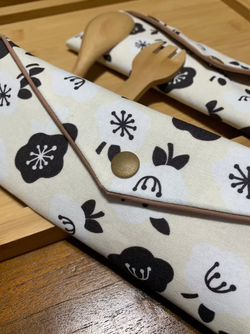 文青風環保純棉筷袋 ~ 花舞 原麻白 日本 潮物 收納 手作餐具袋