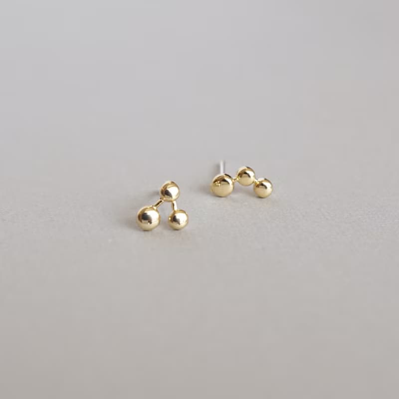 スターレットアシンメトリーピアス / イヤリングクリップ