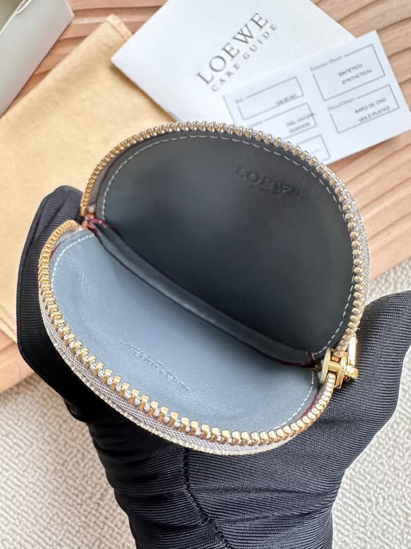 中古Vintage Loewe 灰色圓形餅乾零錢包