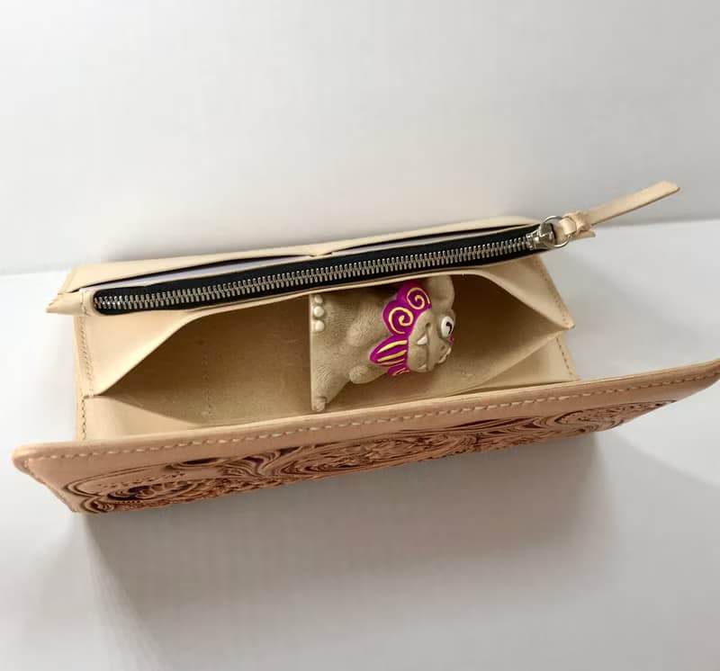 ハイビスカス長財布/革/レザーカービング/