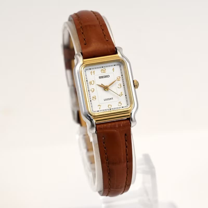 送料無料  SEIKO Lucent 4N21-5240 White Dial 女性用腕時計 クォーツ Tank Shap 手錶 古董錶 復古手錶 日本発送