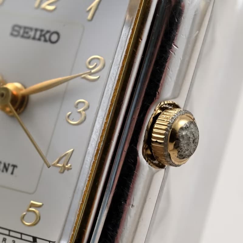 送料無料  SEIKO Lucent 4N21-5240 White Dial 女性用腕時計 クォーツ Tank Shap 手錶 古董錶 復古手錶 日本発送