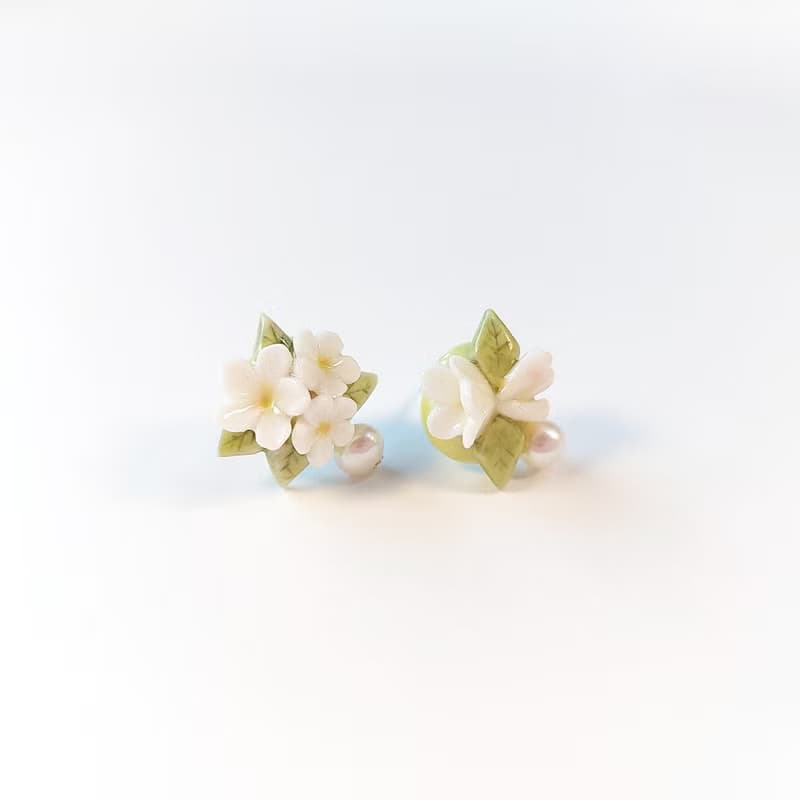 【花語系列】蕎麥花珍珠耳環 • Blossom //925純銀