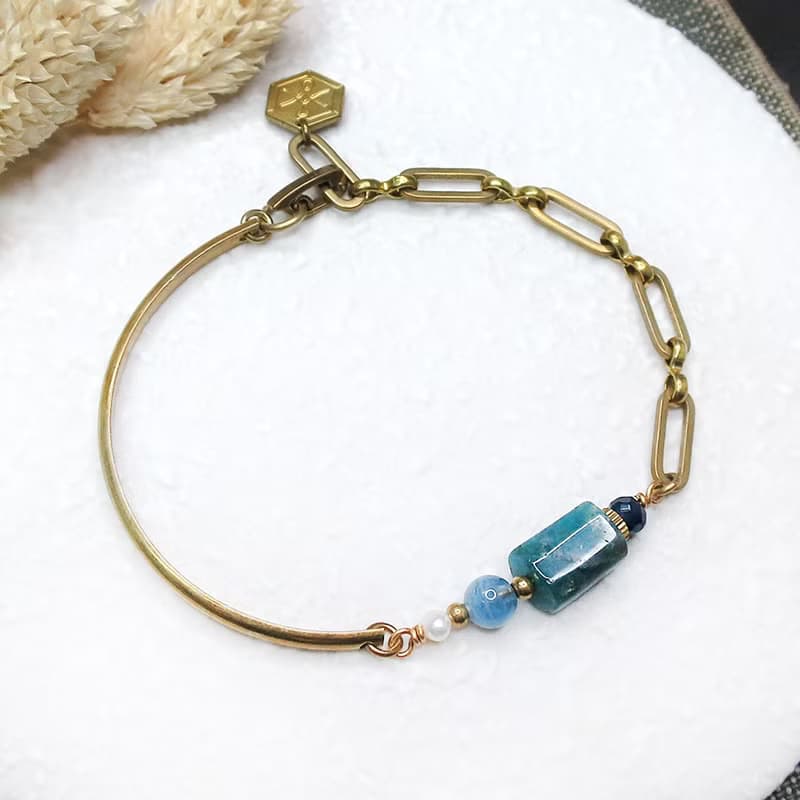 VIIART。龍淵。珍珠海藍寶藍燐灰石黃銅手鍊 | 原創天然石手鏈