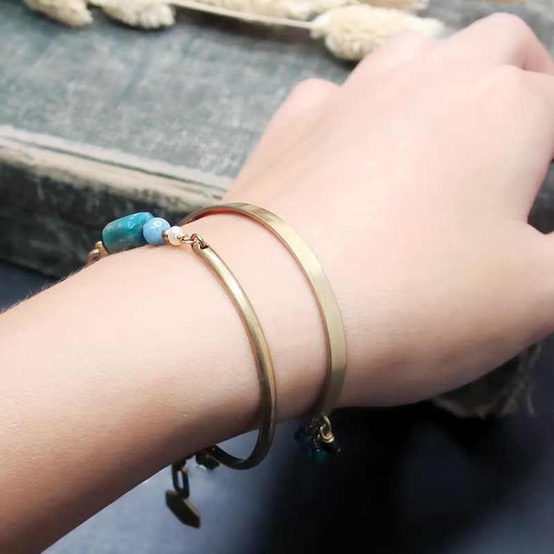 VIIART。龍淵。珍珠海藍寶藍燐灰石黃銅手鍊 | 原創天然石手鏈