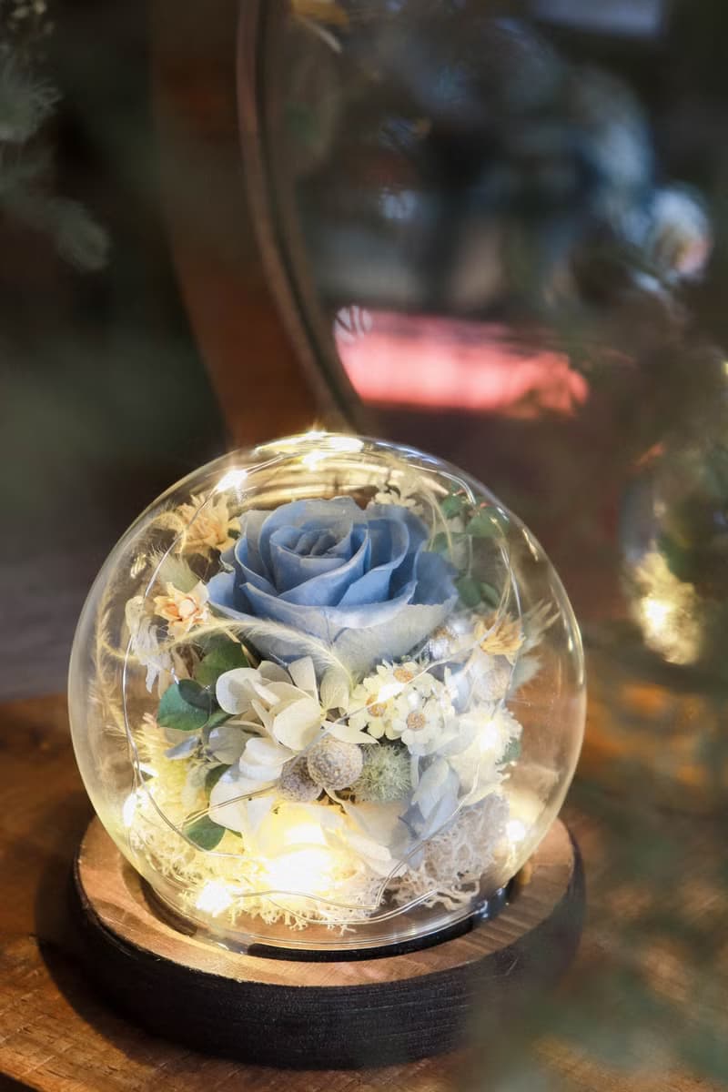 | 夏日限定 | - 湛藍發光永生花玻璃球(小) - 永生花 七夕 情人節