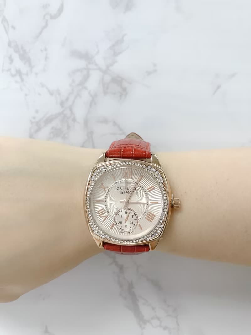 閃爍鋯石真皮石英手錶